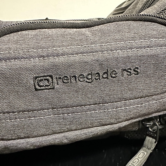 OGIO Renegade RSS Charcoal Men's Backpack - Picture 2 of 4